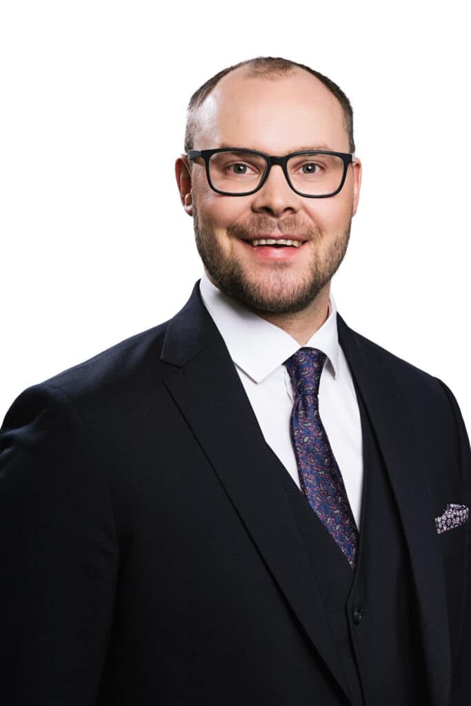 20181128-Kotka-AnssiKoskinen-11-Oskar-683x1024